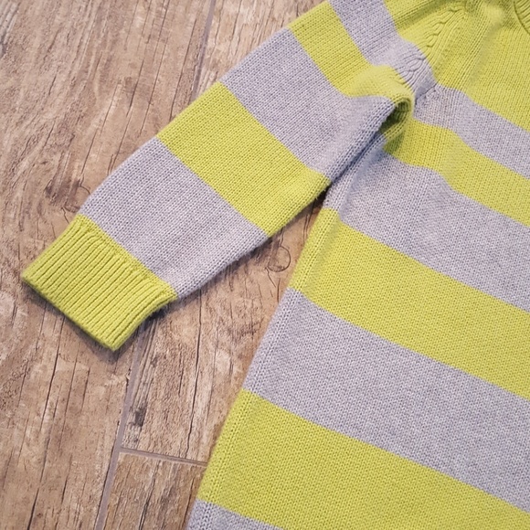 🍃🌺 Banana Republic boat neck sweater - Picture 3 of 5